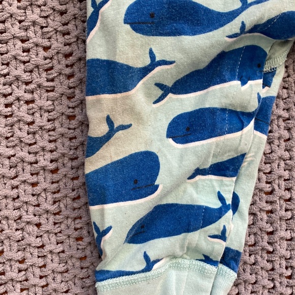 Hanna Andersson whale overalls with snaps - Picture 2 of 5